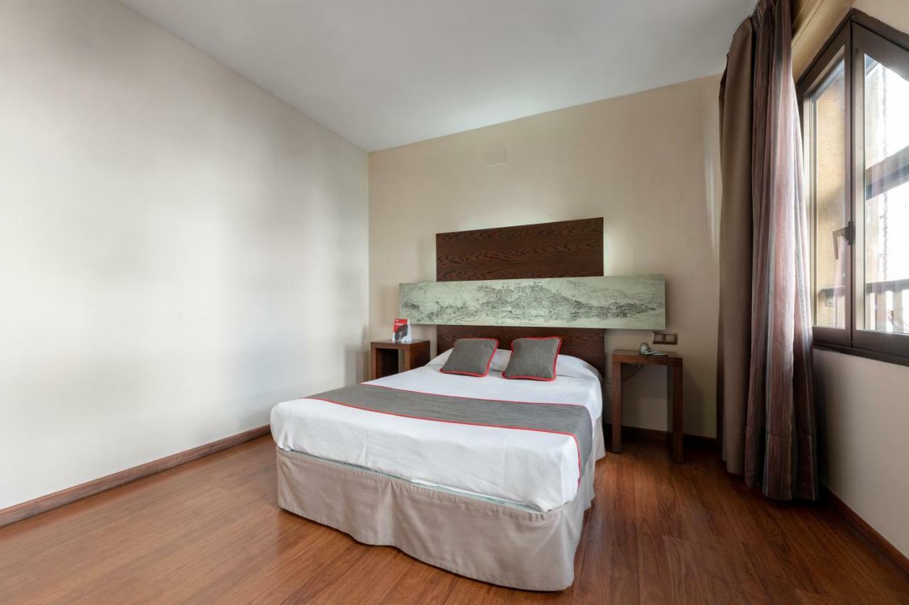 Oyo Hotel Francabel Cuenca  Luaran gambar