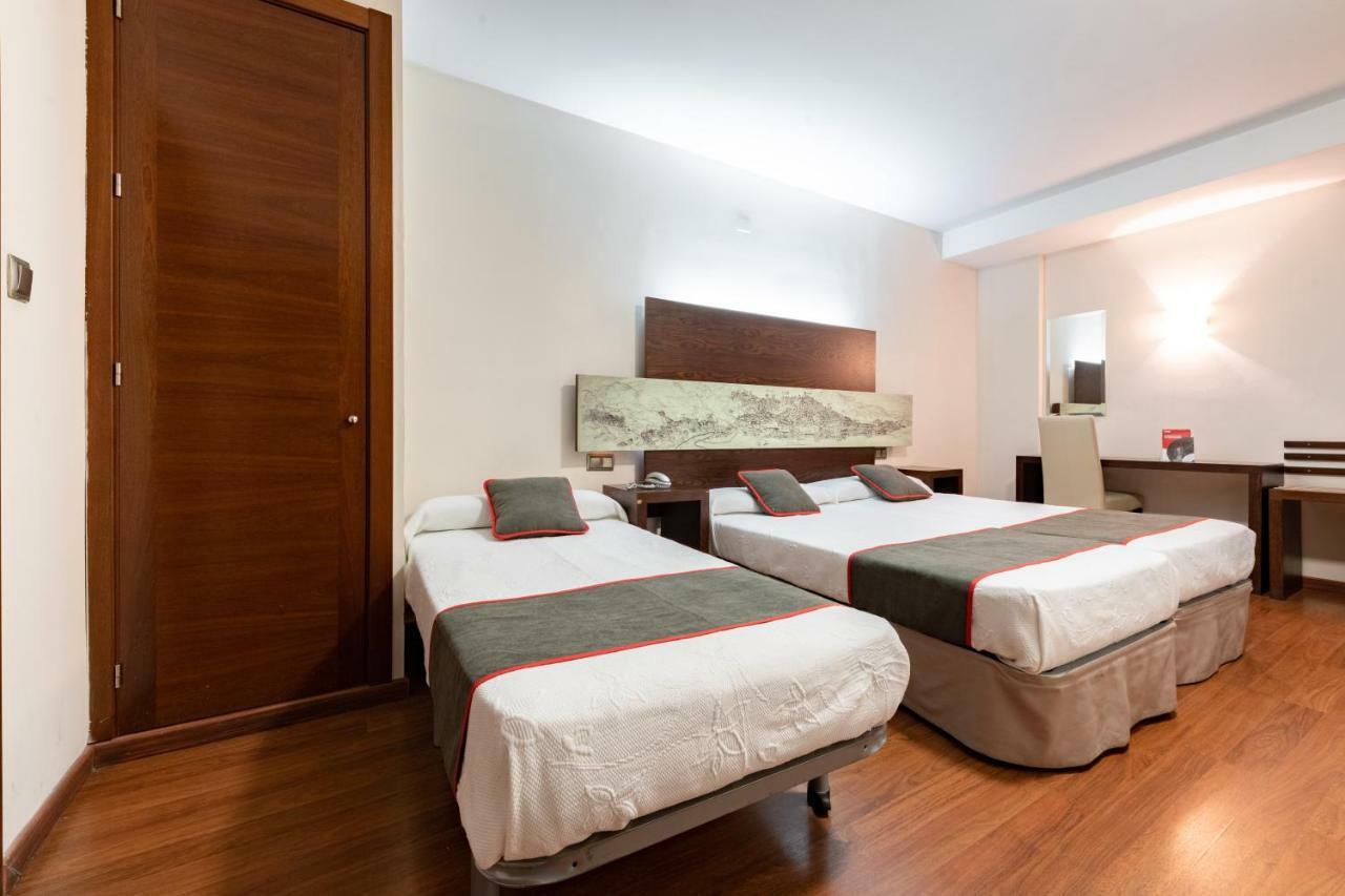 Oyo Hotel Francabel Cuenca  Luaran gambar