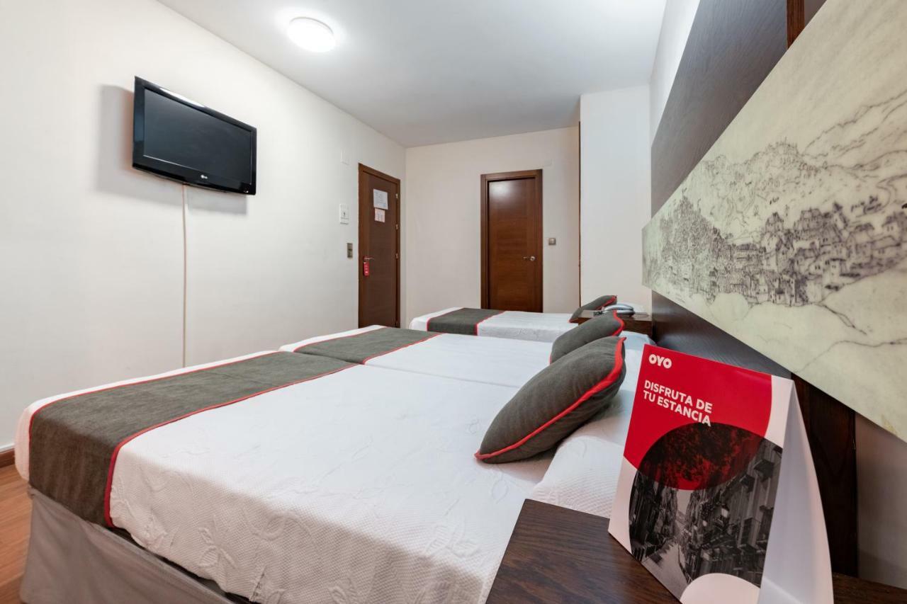 Oyo Hotel Francabel Cuenca  Luaran gambar