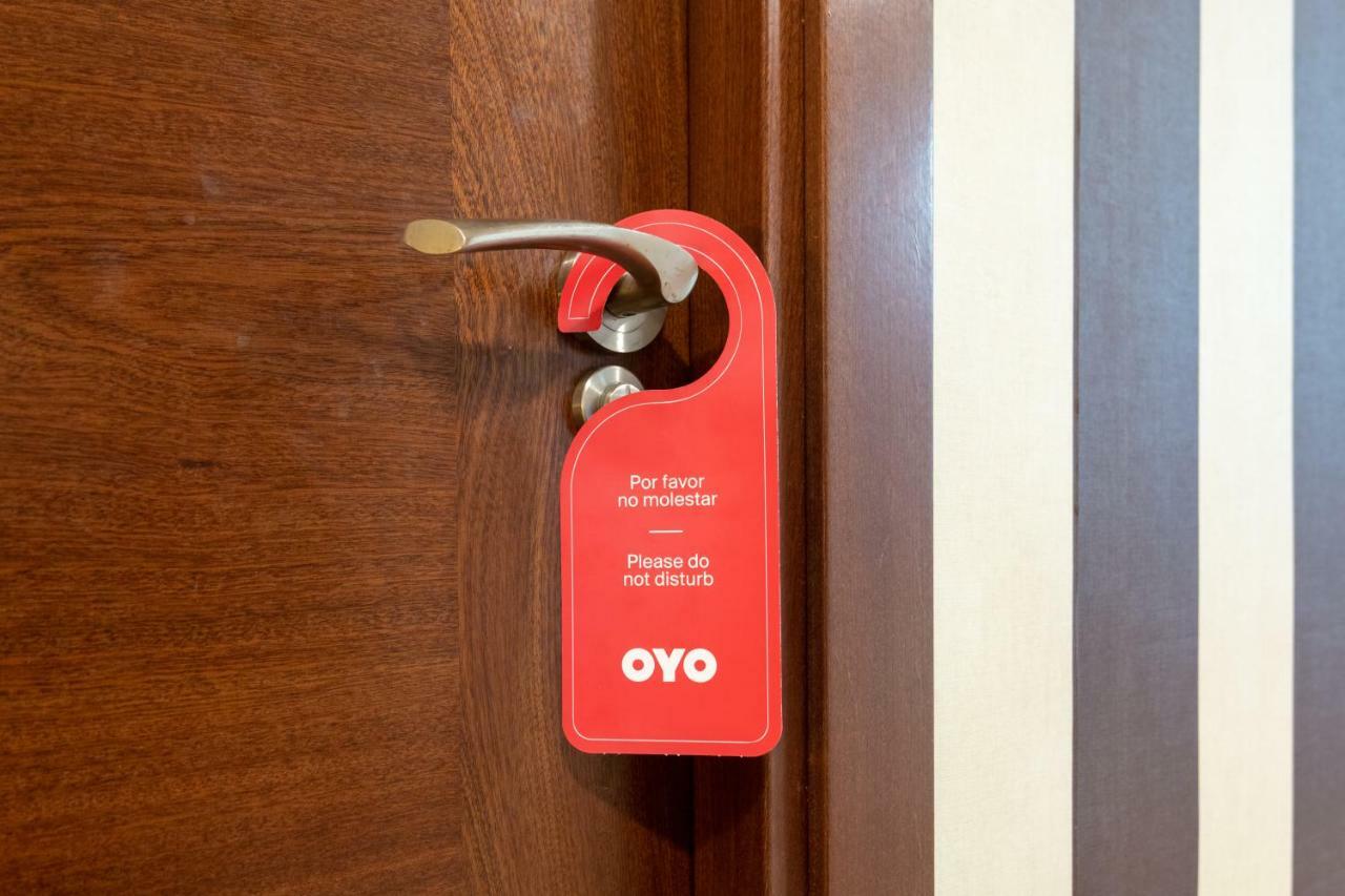 Oyo Hotel Francabel Cuenca  Luaran gambar