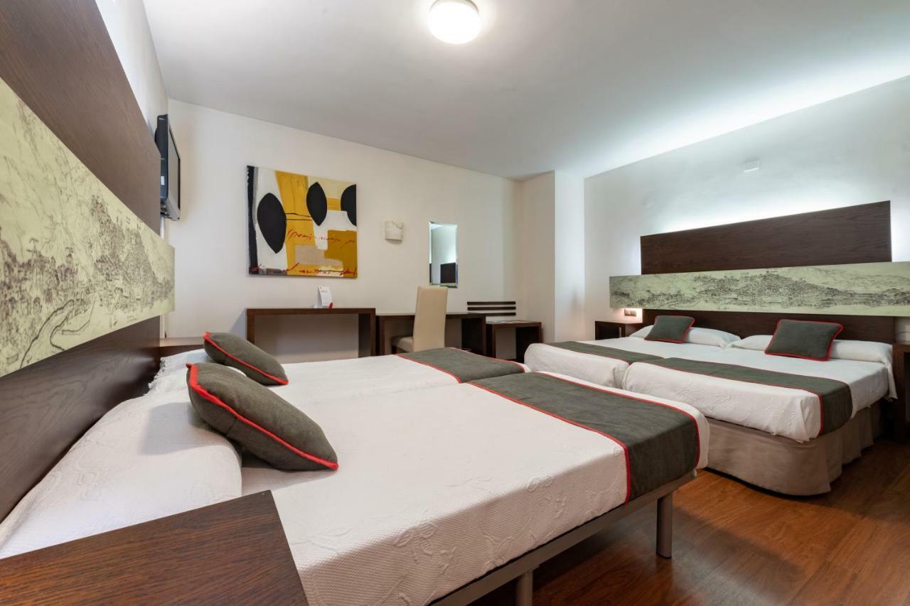 Oyo Hotel Francabel Cuenca  Luaran gambar