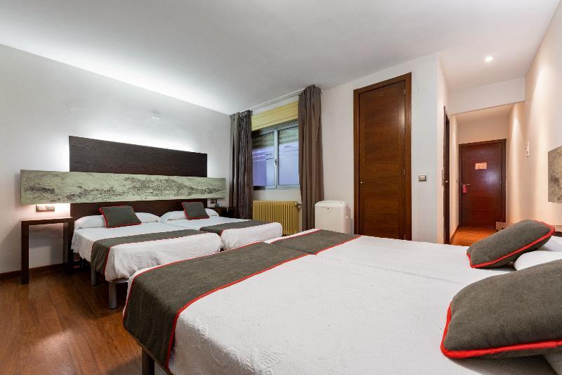 Oyo Hotel Francabel Cuenca  Luaran gambar